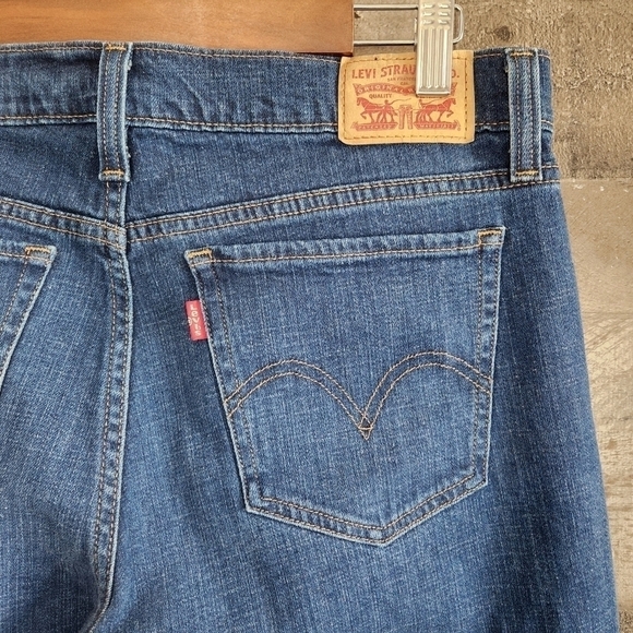 Levi's Skinny Crop Stretch Jeans - Picture 5 of 7